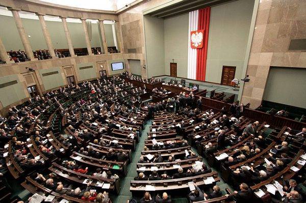Sejm // (cc) PolandMFA [CC BY-ND 2.0] / Flickr